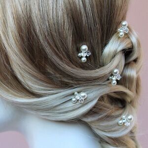 SALE NWT Pearl Crystal Black Pins - Set of 7